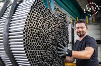 lafuma man in factory