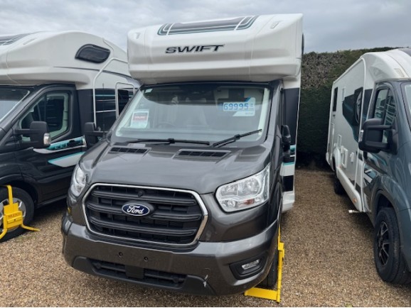 2025 Swift Voyager 475 