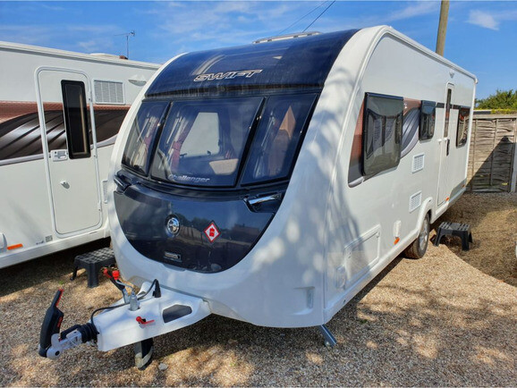 2019 Swift Challenger 590
