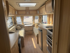 2008 Abbey GTS 215