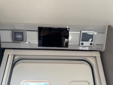 2025 Swift Elegance 780 Grande with E&P hydraulic auto-levelling system