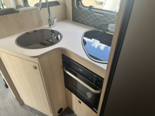 2023 Auto-Trail F72