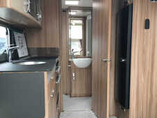 2018 Swift Conqueror 560