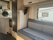 2022 Auto-trail F72