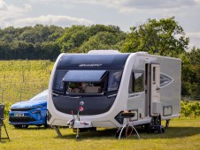 2026 Swift Conqueror 645 Grande