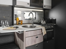 2027 Swift Trekker 584