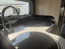 2022 Auto-trail F72