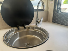 2023 Auto-Trail F72