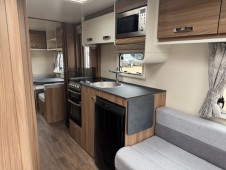 2021 Swift Vogue 590/6TD