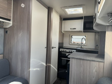 2027 Swift Challenger 390 Compact