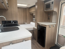 2017 Coachman VIP 575