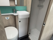 2023 Auto-Trail F72
