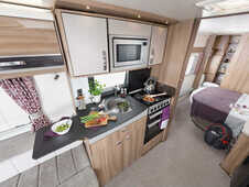 2017 Swift Conqueror 580