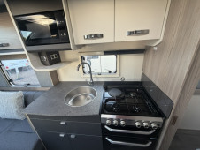 2027 Swift Challenger 580