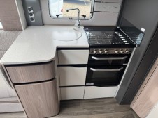 2025 Swift Elegance Grande 835