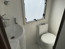 2027 Swift Challenger 390 Compact