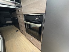 2025 Swift Trekker X