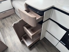 2025 Swift Elegance Grande 835