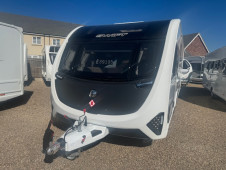 2026 Swift Conqueror 645 Grande