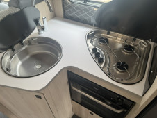 2023 Auto-Trail F72