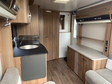 2018 Swift Conqueror 480