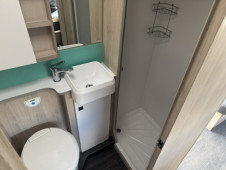 2023 Auto-Trail F72