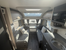 2027 Swift Challenger 580