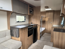 2018 Bailey Pursuit 560/5