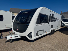 2026 Swift Conqueror 645 Grande