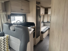 2023 Auto-Trail F72