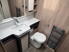 2025 Swift Elegance Grande 835