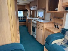2003 Swift Conqueror 610LUX