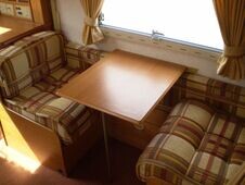 2000 Coachman Laser 590.4