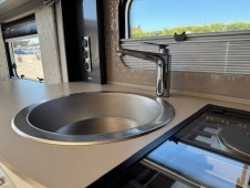 2023 Swift Conqueror 480