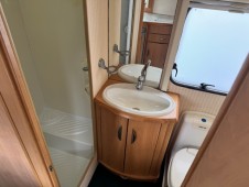 2003 Swift Conqueror 610LUX