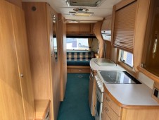2003 Swift Conqueror 610LUX