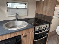 2021 Swift Accord 580