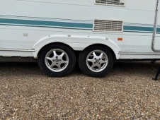 2003 Swift Conqueror 610LUX