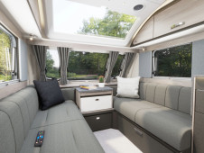 2027 Swift Challenger 580