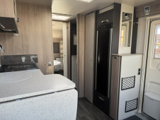 2026 Swift Conqueror 650L Grande