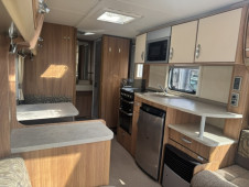 2011 Swift Challenger 530
