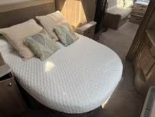 2015 Swift Conqueror 645